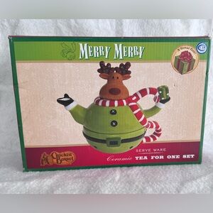 Cracker Barrel Serve Ware Ceramic Teapot set, "Merry Merry" Reindeer, Open Box